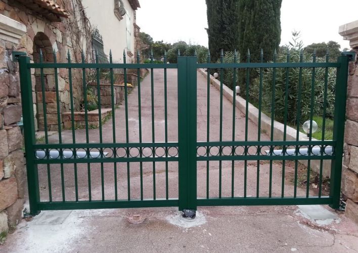 TRYBA Roquebrune-sur-Argens : spécialiste menuiseries de qualité.