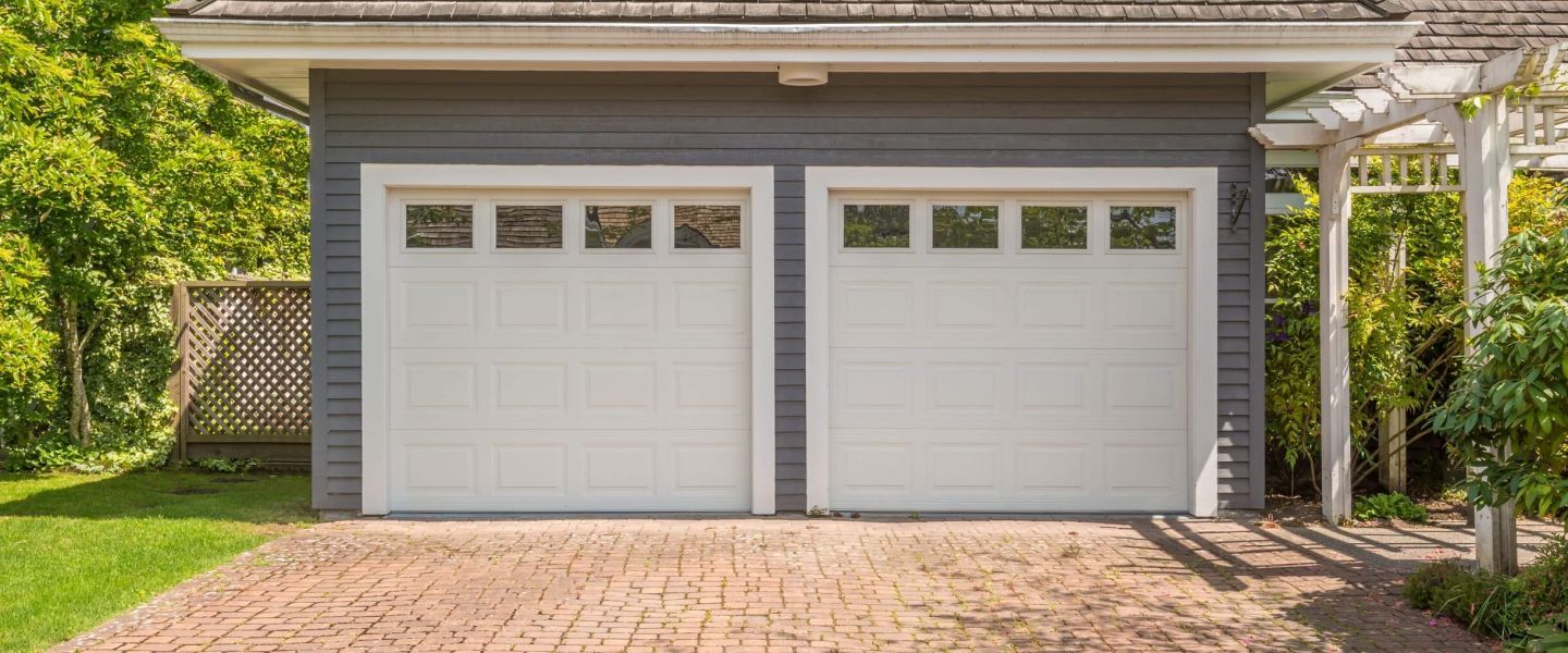 Pensez à bien isoler votre porte de garage